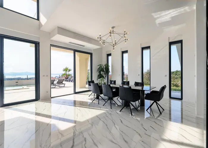 וילה Luxury Odeona With Panoramic Seaview זאדאר