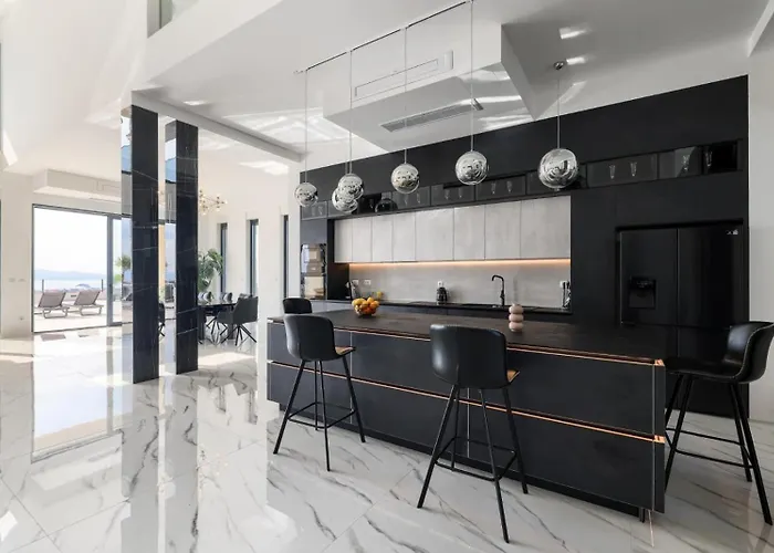 Luxury Odeona With Panoramic Seaview וילה *
