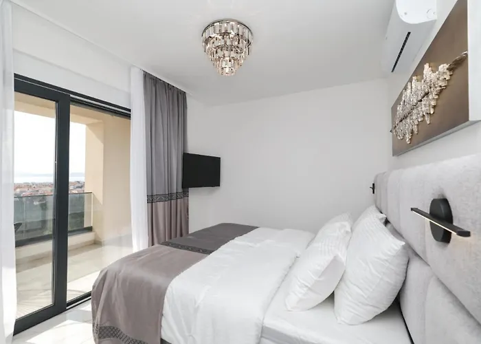 Luxury Odeona With Panoramic Seaview וילה