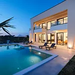 Villa Luxury Odeona With Panoramic Seaview Zara