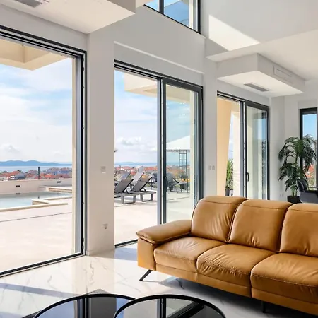 Luxury Odeona With Panoramic Seaview 扎达尔
