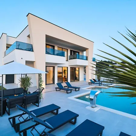Luxury Odeona With Panoramic Seaview *