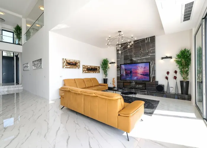 别墅 Luxury Odeona With Panoramic Seaview *