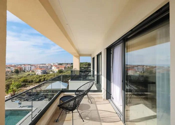 Luxury Odeona With Panoramic Seaview * 扎达尔